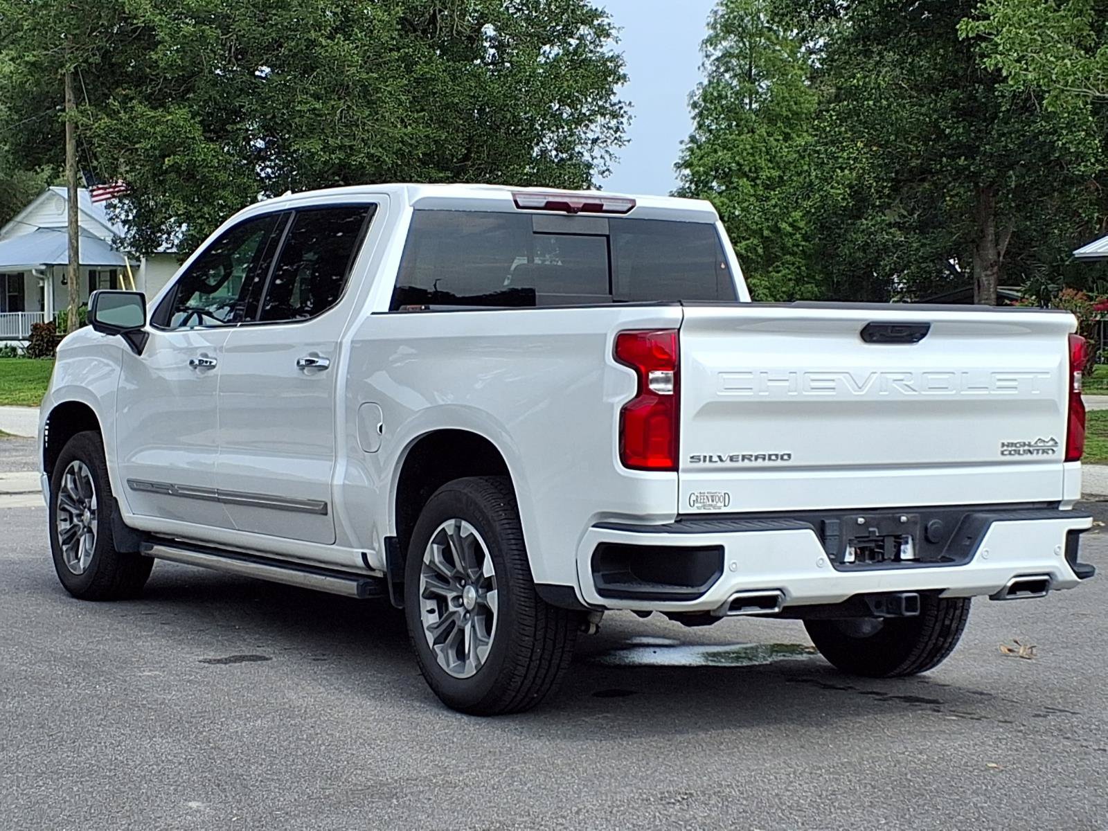 Certified 2024 Chevrolet Silverado 1500 High Country w/ Z71 Off-Road Package AWD/4WD image 26