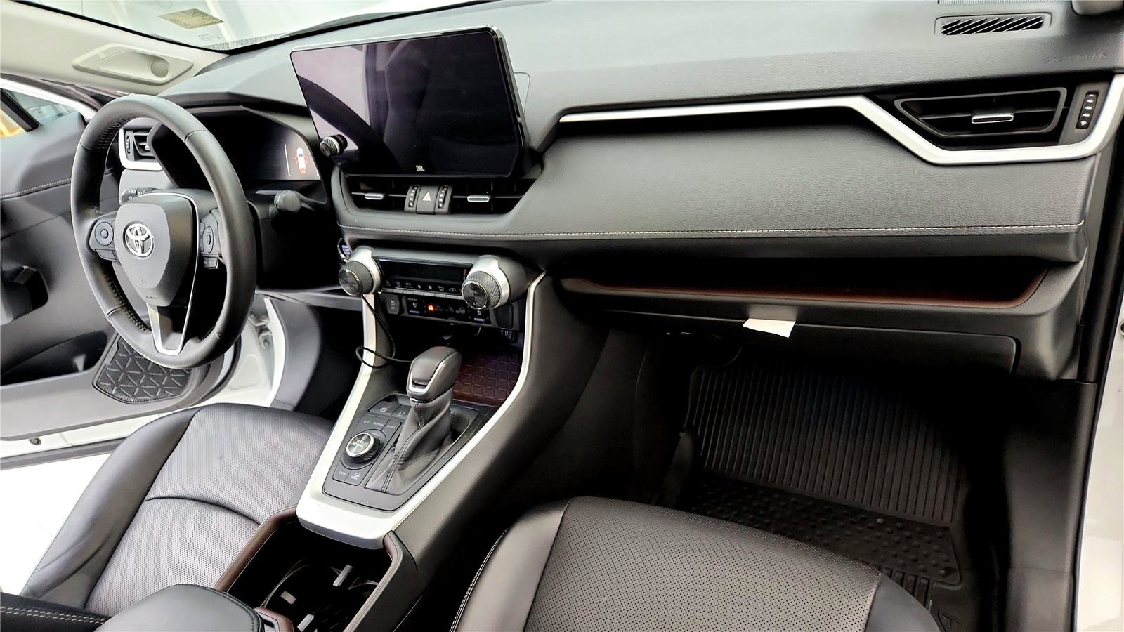 Used 2024 Toyota RAV4 Limited w/ Weather Package image 16