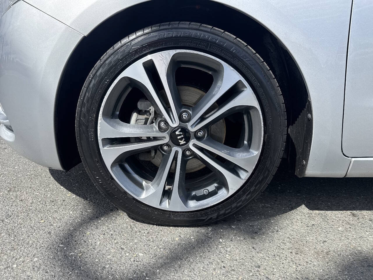 Used 2016 Kia Forte EX FWD image 2