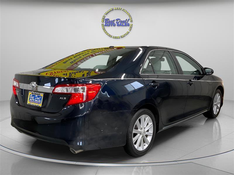 Used 2012 Toyota Camry XLE FWD image 5