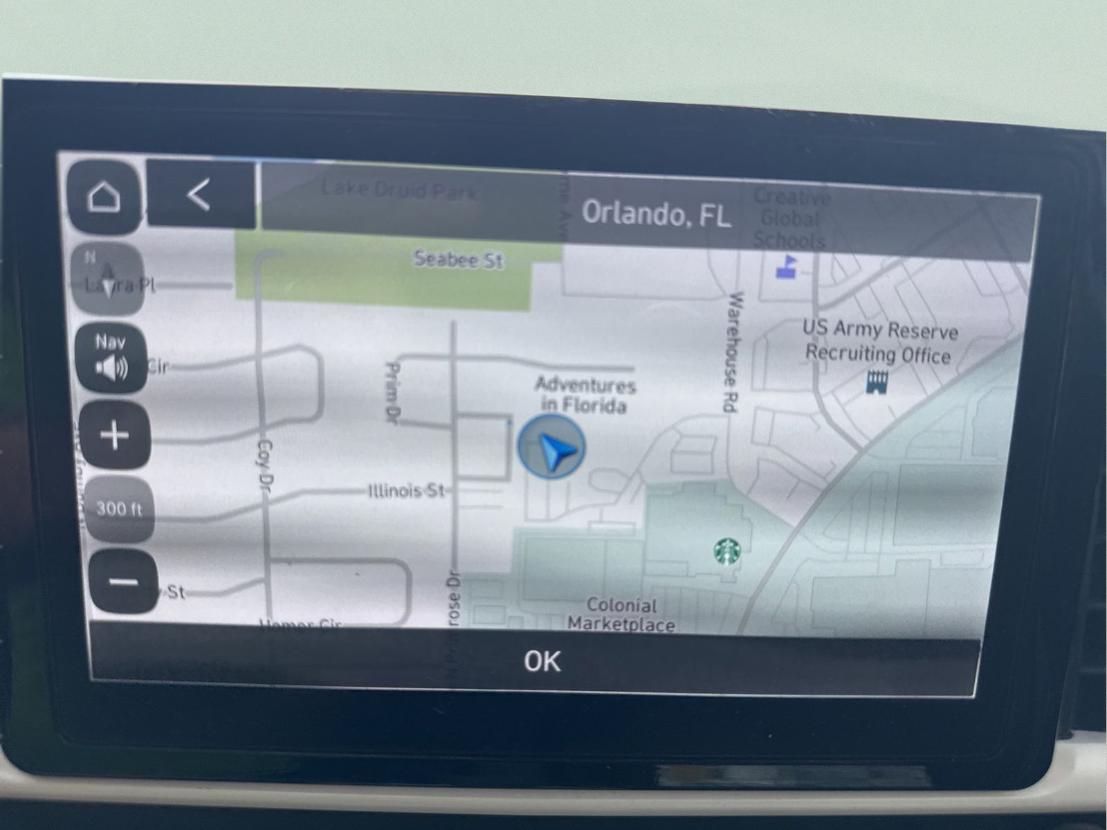 Used 2023 Hyundai Venue Limited FWD image 37