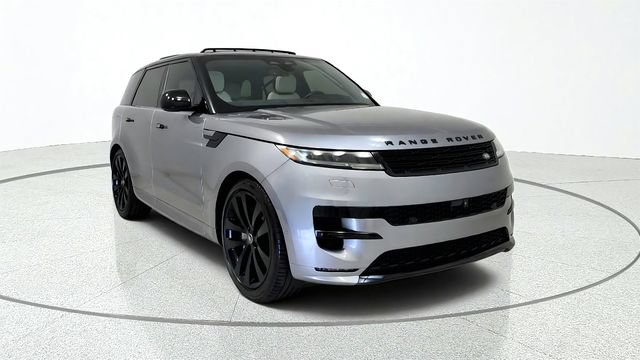 Used 2025 Land Rover Range Rover Sport Dynamic SE AWD/4WD image 2