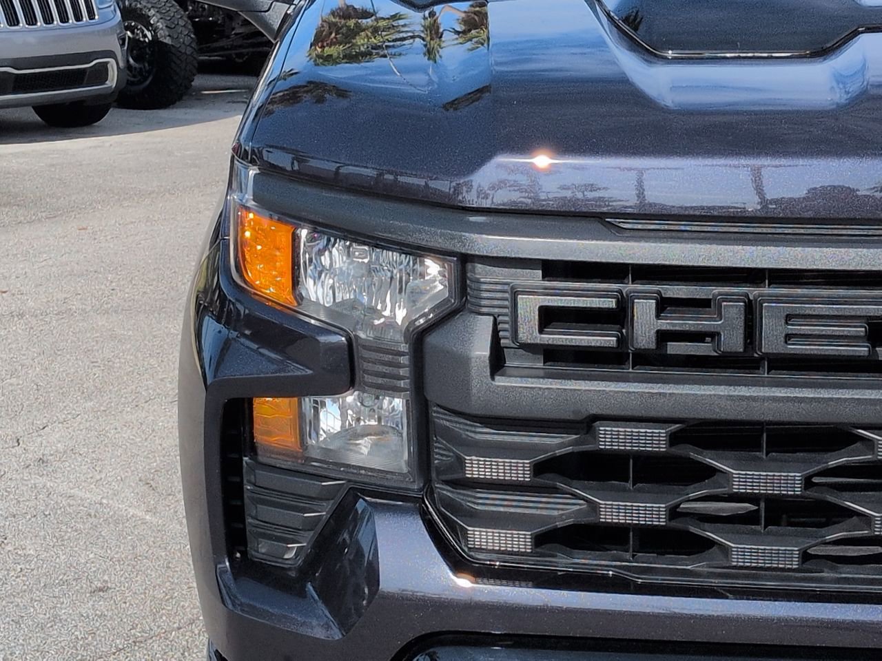 Used 2024 Chevrolet Silverado 1500 Custom Trail Boss w/ LPO, Dark Essentials Package AWD/4WD image 9