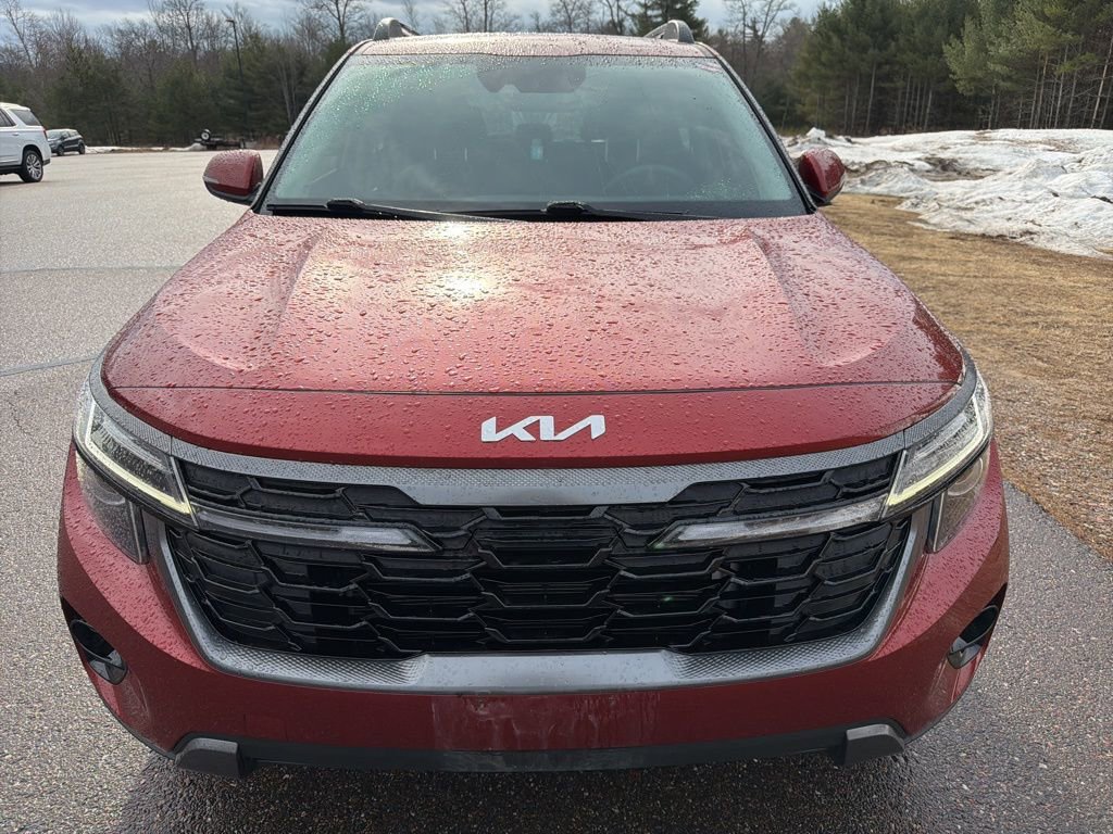 Used 2024 Kia Seltos X-Line image 2