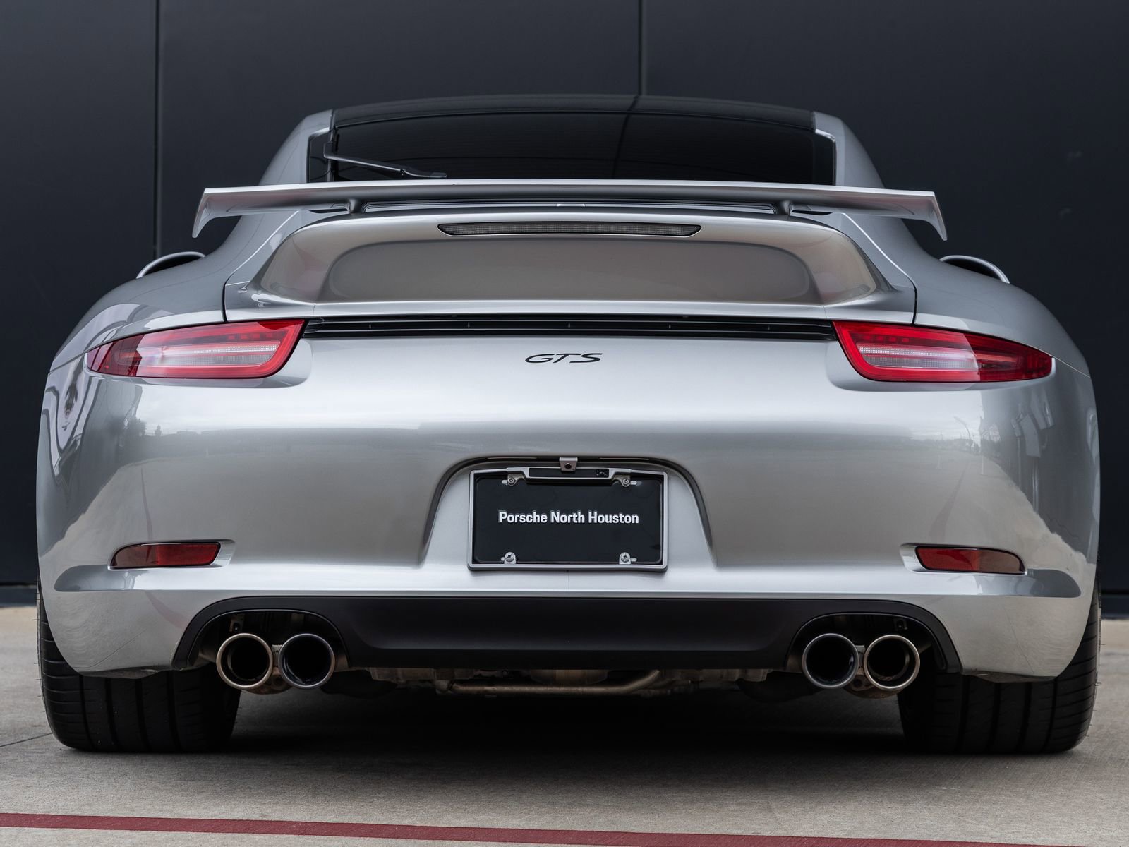 Used 2016 Porsche 911 Carrera GTS RWD image 11