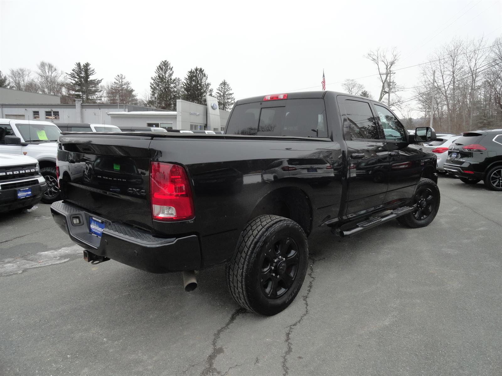 Used 2017 RAM 3500 Big Horn w/ Sport Appearance Group image 5