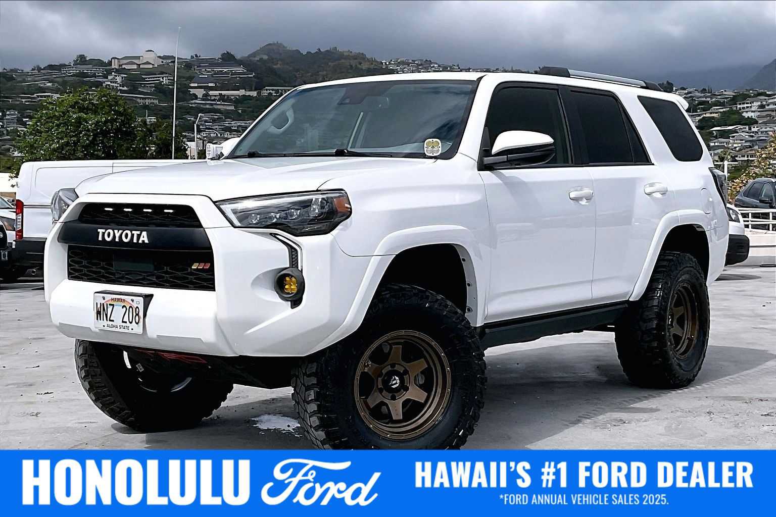 Used 2022 Toyota 4Runner SR5 Premium AWD/4WD image 1