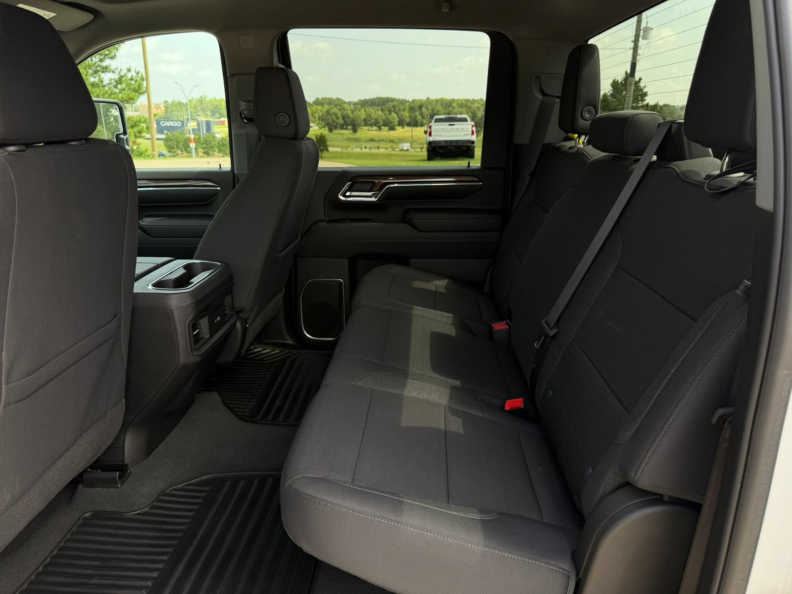 Used 2024 Chevrolet Silverado 2500 LT w/ Convenience Package AWD/4WD image 28