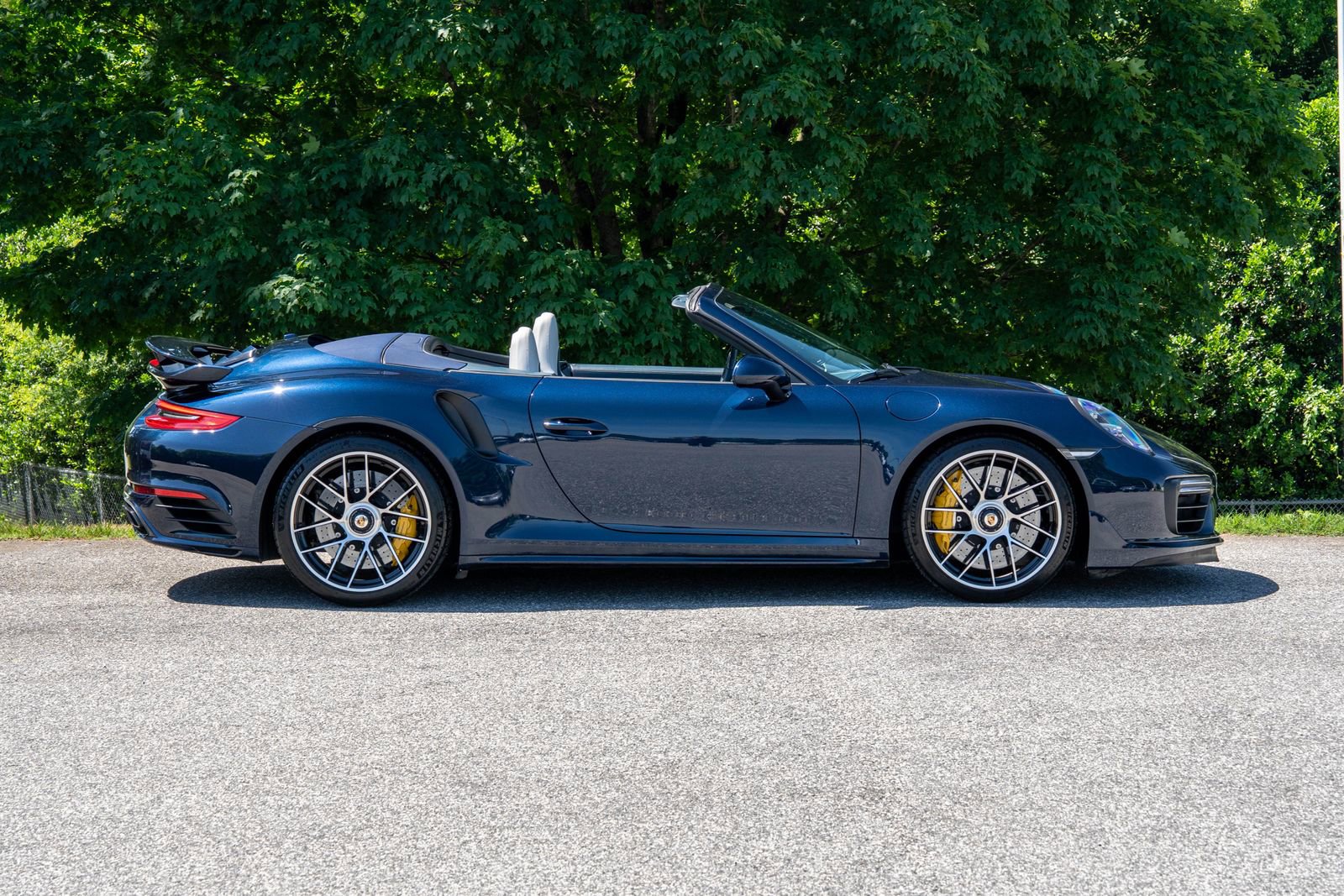 Certified 2019 Porsche 911 Turbo S AWD/4WD image 8