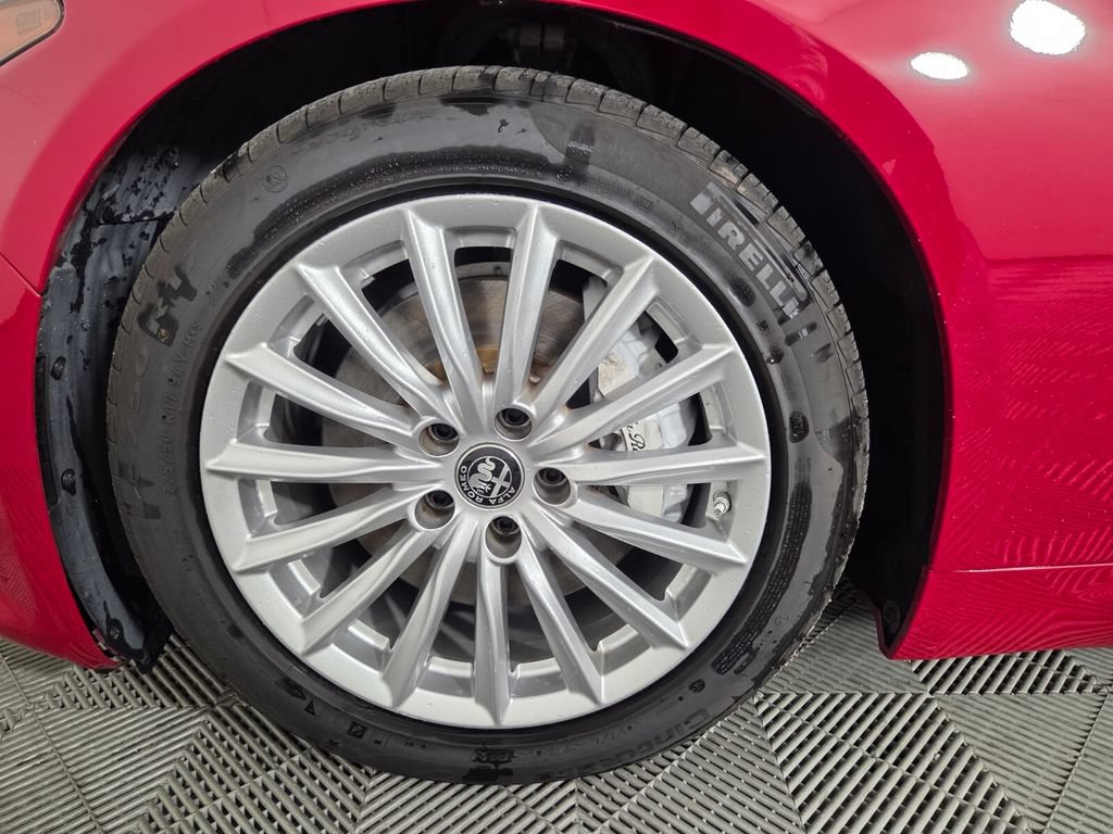Used 2024 Alfa Romeo Giulia Sprint RWD image 7