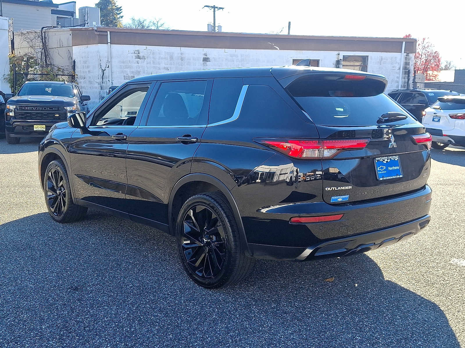 Used 2023 Mitsubishi Outlander SE Black Edition image 4