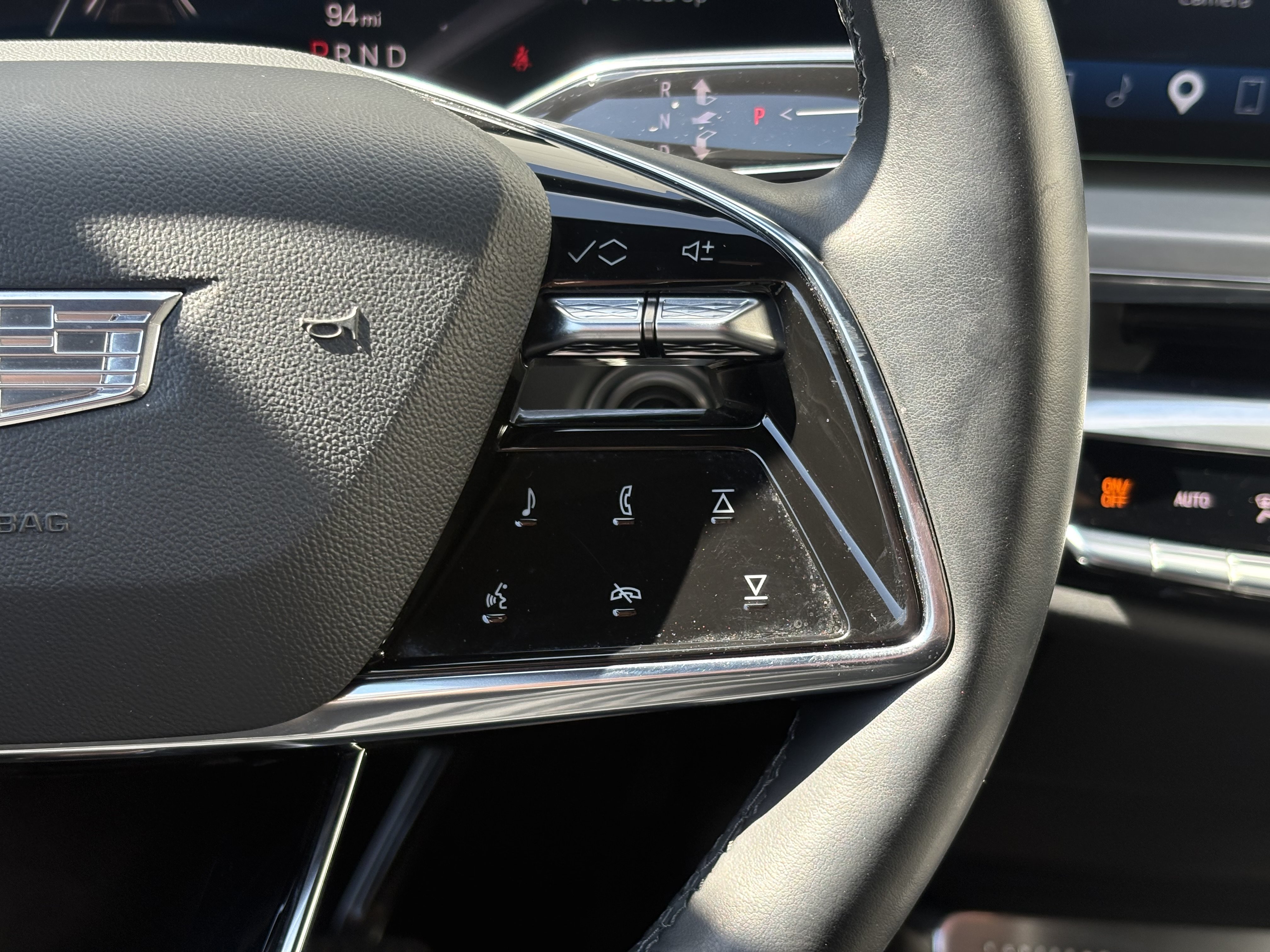 Used 2024 Cadillac Lyriq Sport AWD/4WD image 18