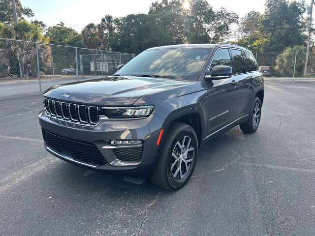 Used 2025 Jeep Grand Cherokee Limited