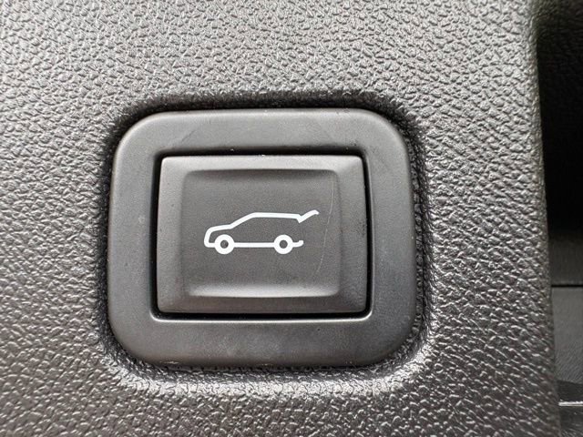 Certified 2023 Chevrolet Equinox LT w/ Driver Convenience Package image 38