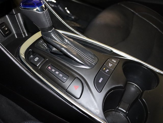 Used 2018 Chevrolet Volt Premier w/ Driver Confidence Package image 22