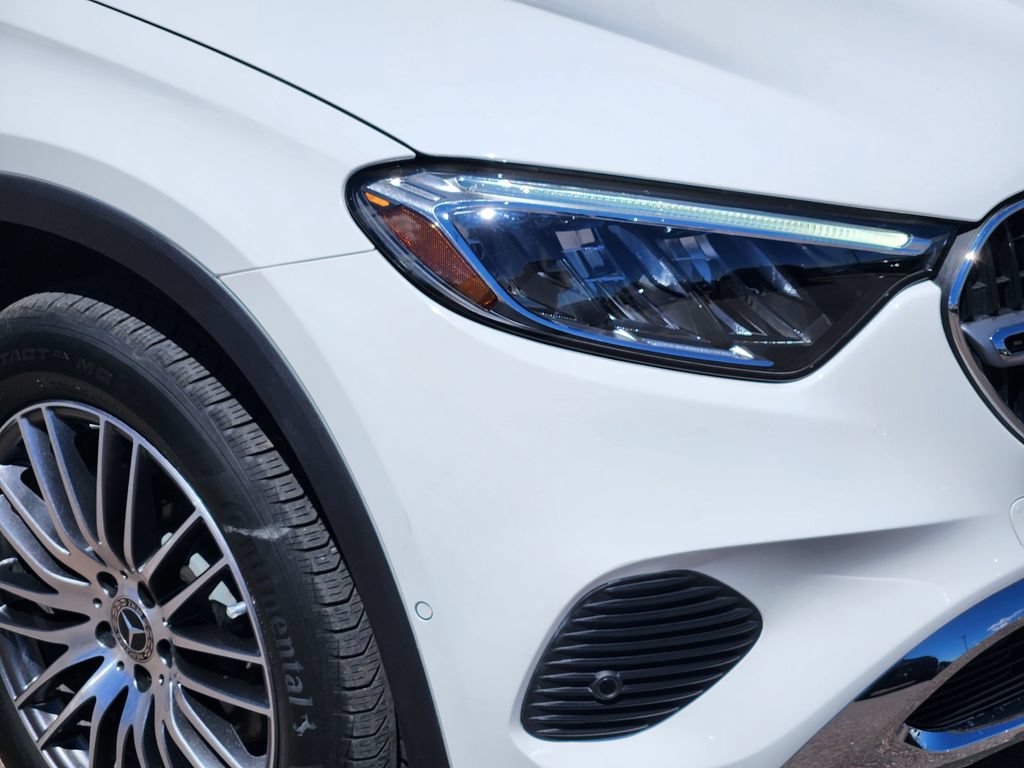 Used 2025 Mercedes-Benz GLC 300 image 28