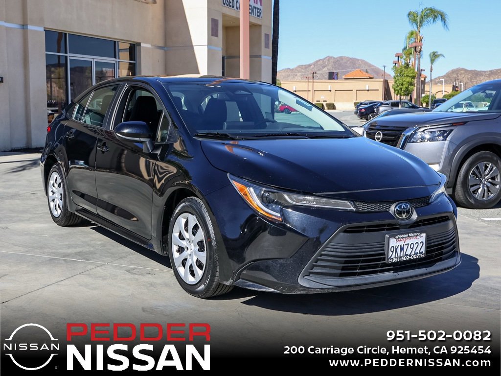 Used 2024 Toyota Corolla LE image 1