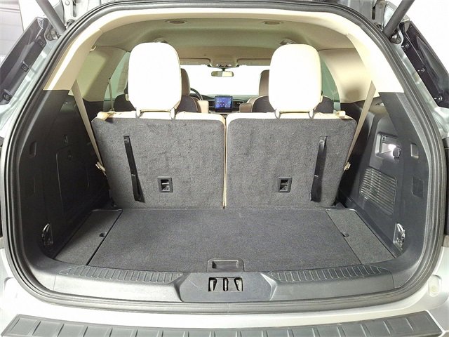 Used 2023 Ford Explorer XLT w/ Equipment Group 202A image 29