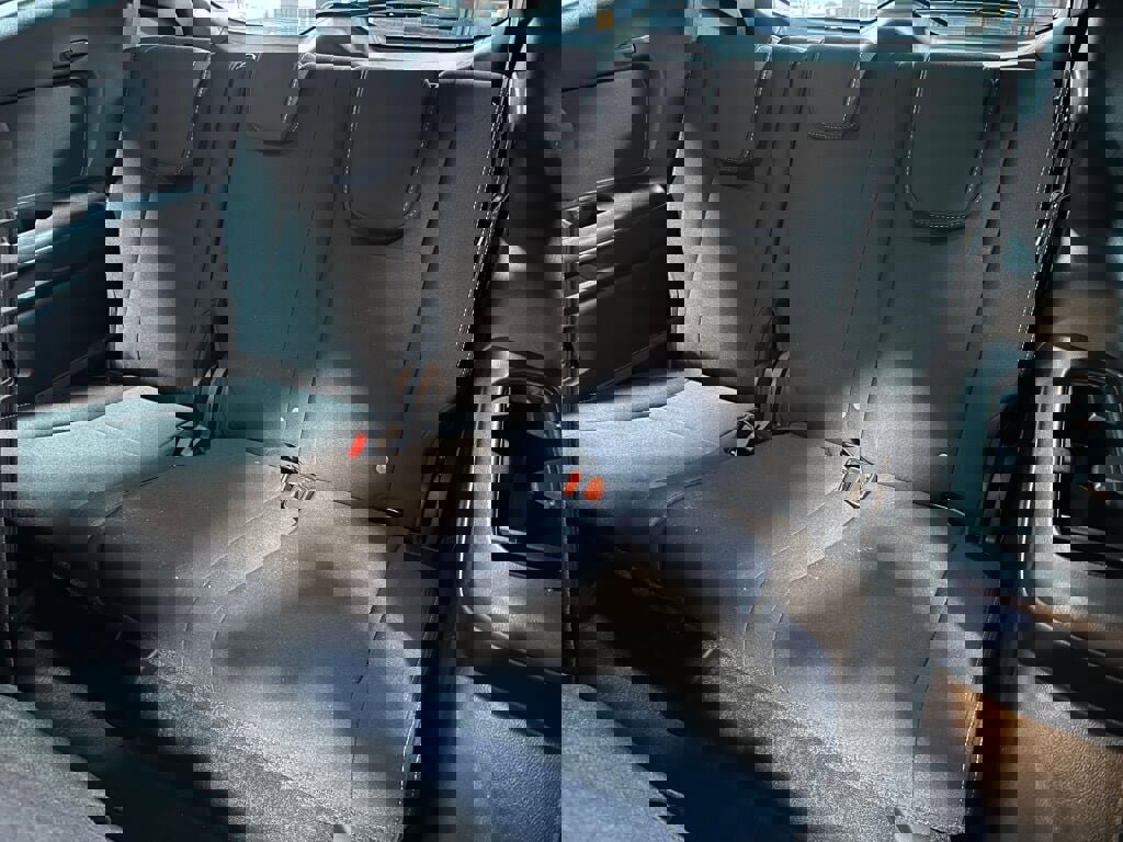 Used 2023 Subaru Ascent Premium image 11