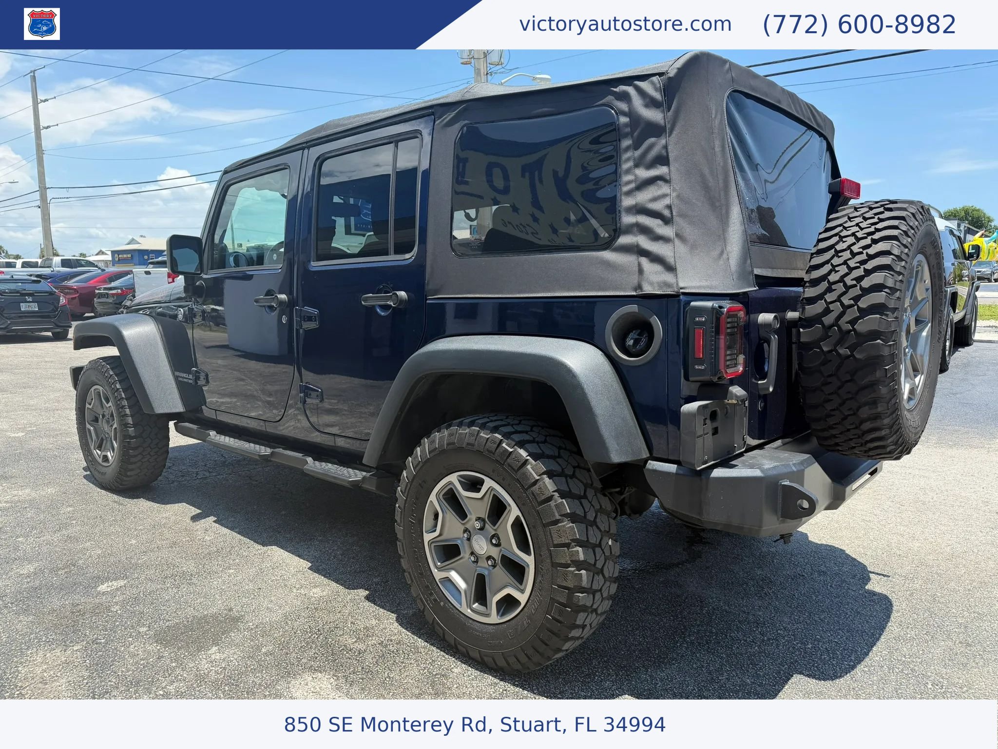 Used 2013 Jeep Wrangler Unlimited Rubicon w/ Connectivity Group AWD/4WD image 5