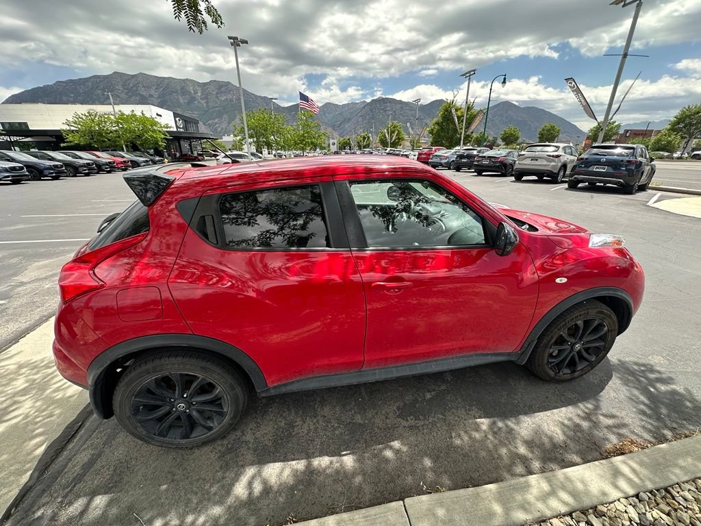 Used 2014 Nissan Juke S w/ Midnight Edition 2.0 FWD image 17