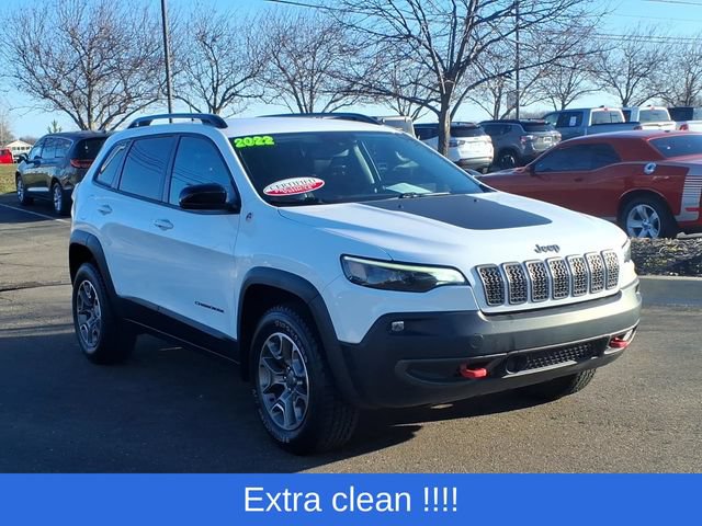 Used 2022 Jeep Cherokee Trailhawk AWD/4WD image 3