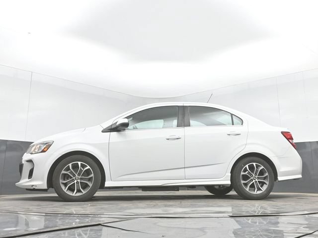 Used 2017 Chevrolet Sonic LT w/ Convenience Package FWD image 30