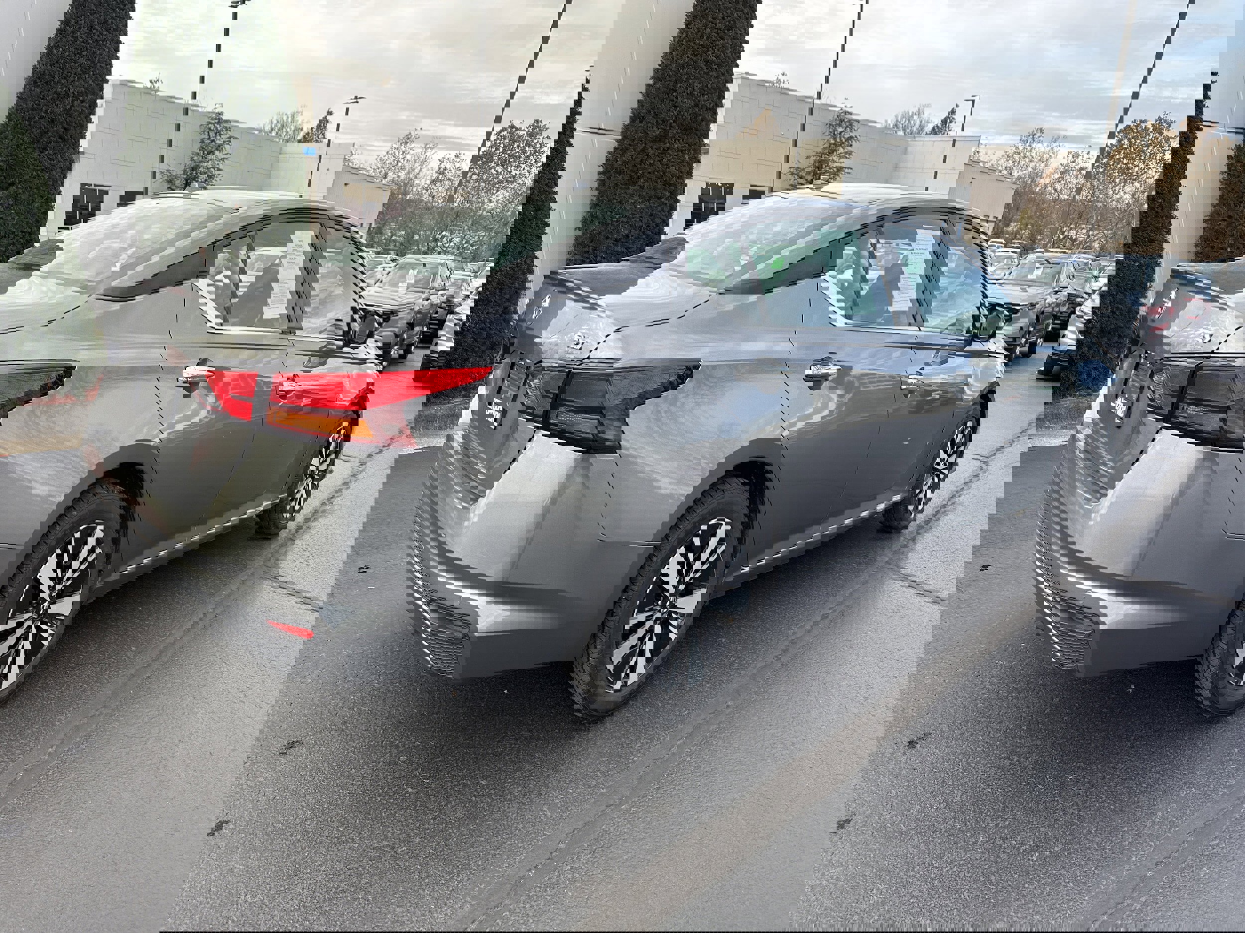 Used 2021 Nissan Altima 2.5 SV image 12