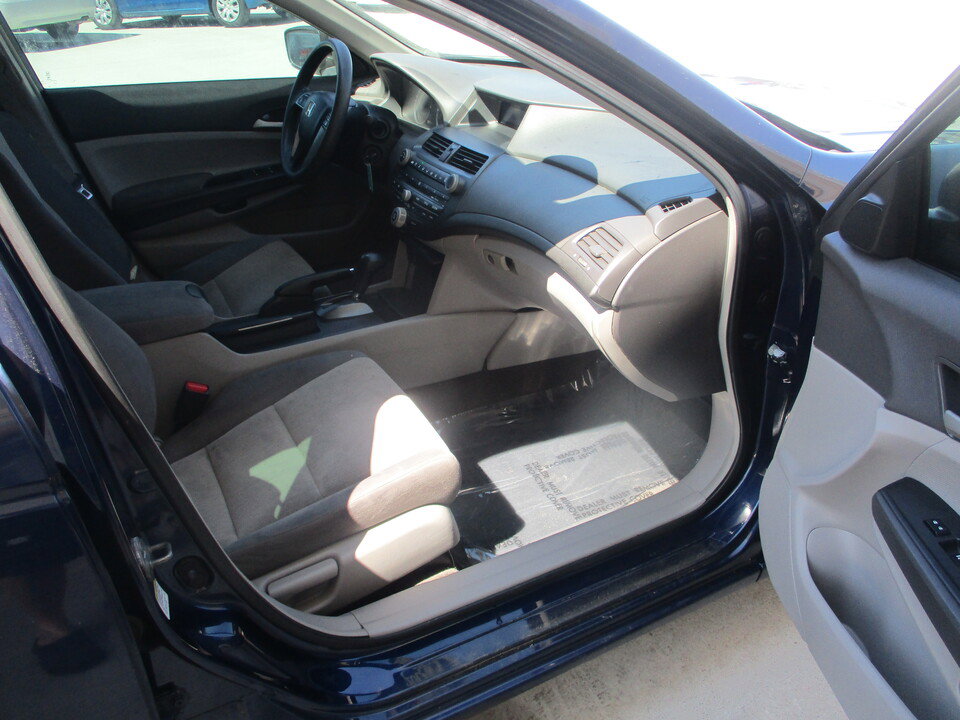 Used 2009 Honda Accord LX-P image 19