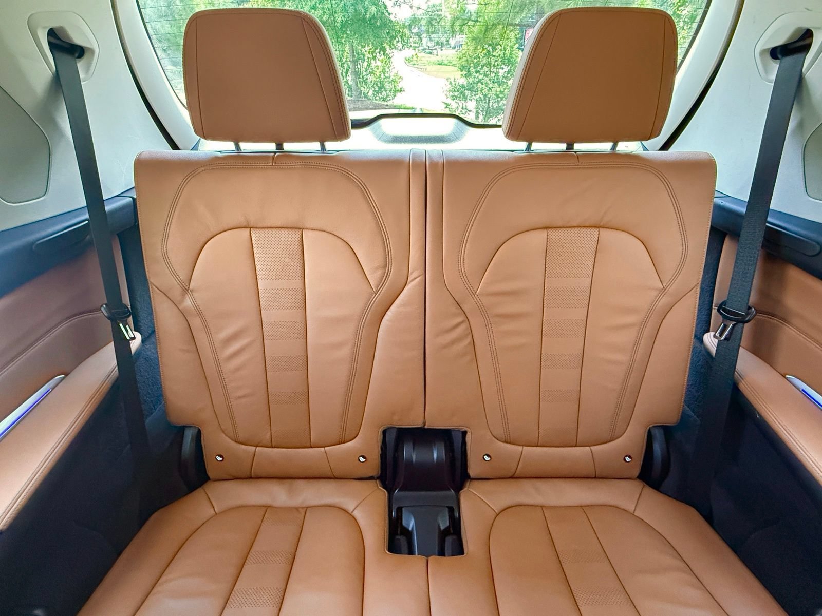 Used 2019 BMW X7 xDrive40i w/ Premium Package AWD/4WD image 41
