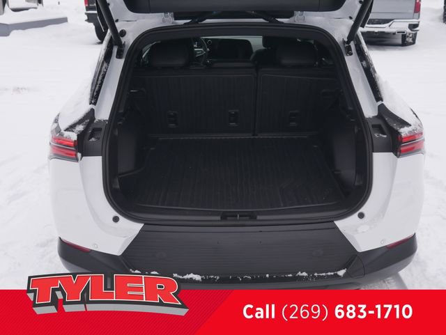 New 2026 Chevrolet Equinox EV LT w/ LPO, Blackout Package AWD/4WD image 17