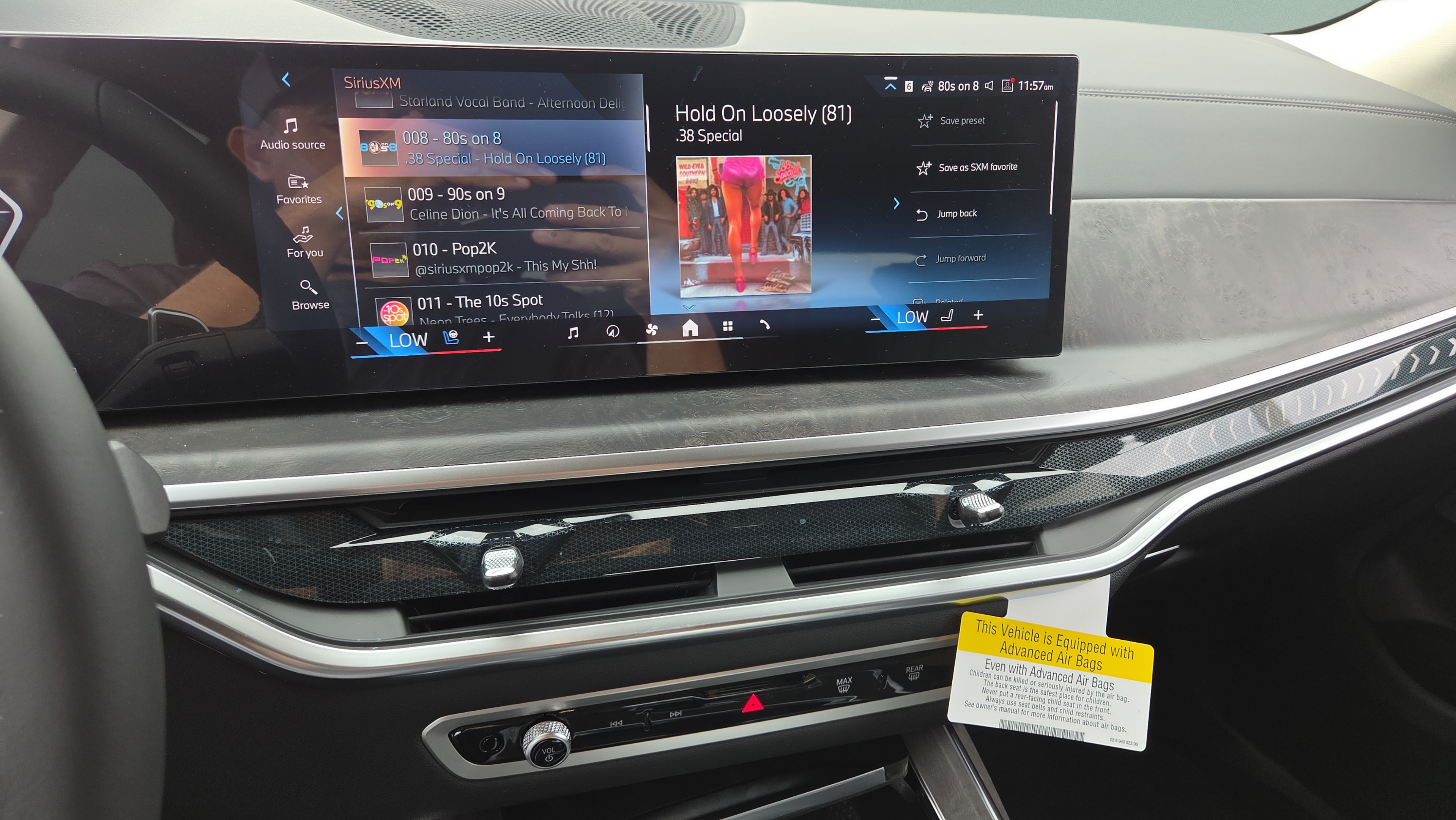 Certified 2026 BMW X7 xDrive40i w/ Premium Package AWD/4WD image 33