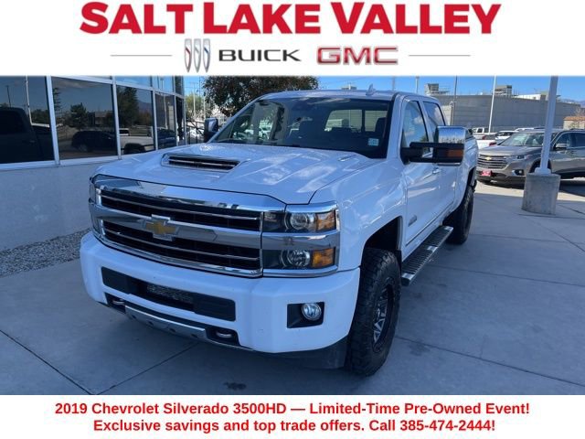 Used 2019 Chevrolet Silverado 3500 High Country w/ Duramax Plus Package image 2