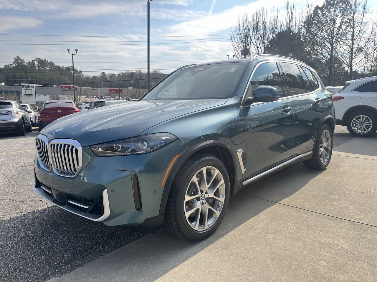 Used 2026 BMW X5 xDrive50e w/ Executive Package AWD/4WD image 4
