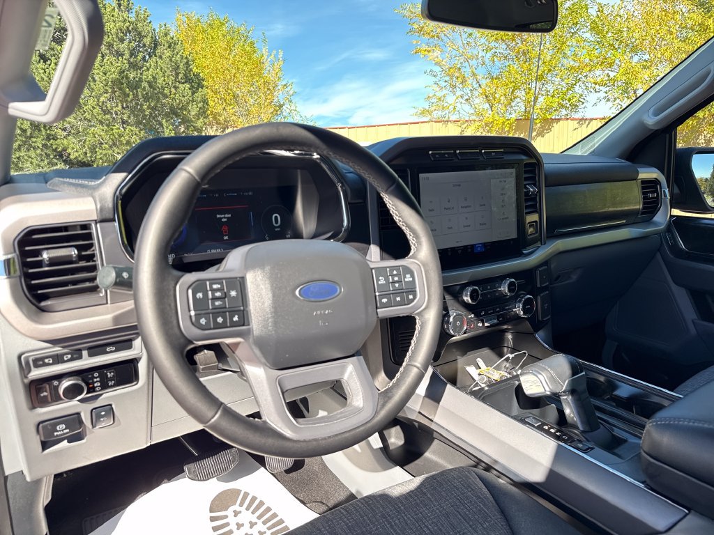 Used 2023 Ford F150 Lightning XLT AWD/4WD image 13