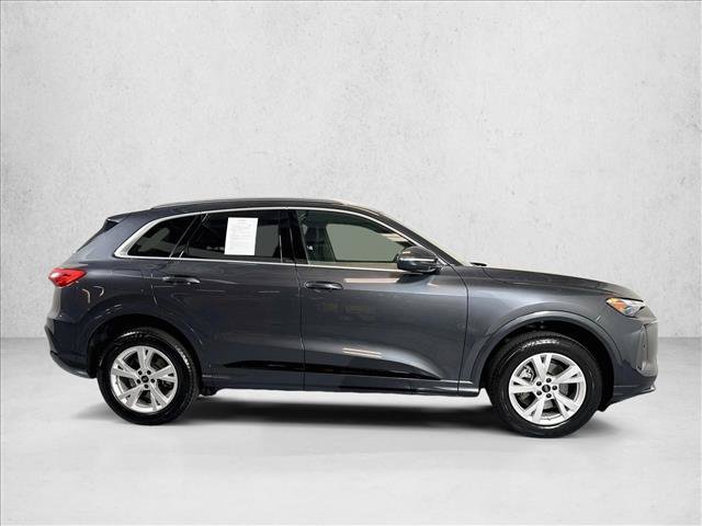 Used 2025 Audi Q5 Premium AWD/4WD image 4