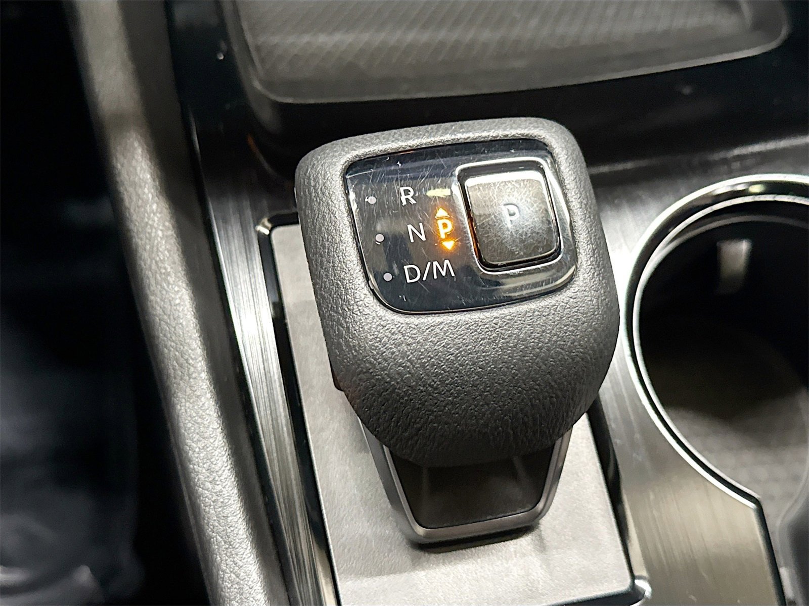 Used 2023 Nissan Rogue SV image 16