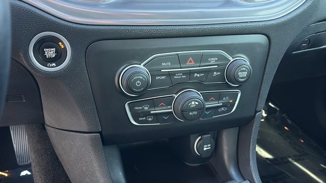Used 2023 Dodge Charger SXT AWD/4WD image 31