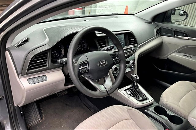 Used 2019 Hyundai Elantra SEL image 13