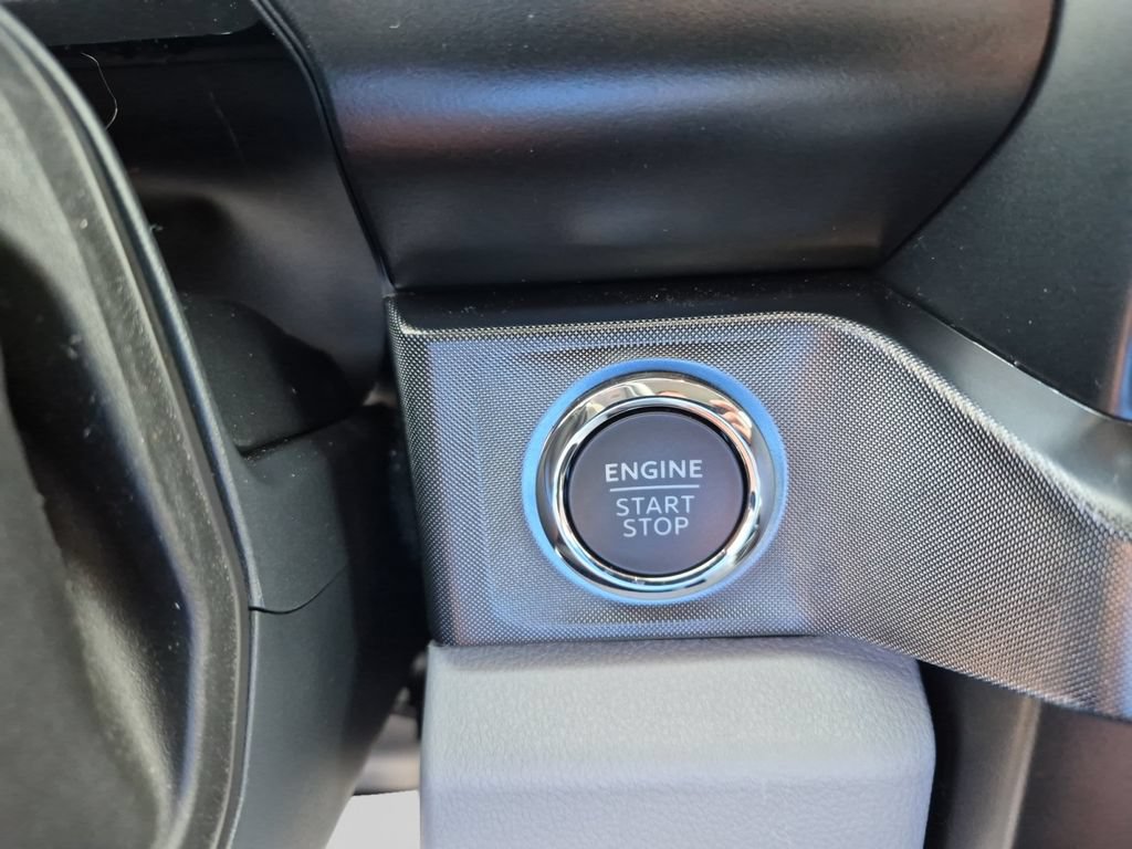 Used 2024 Ford F250 Limited w/ FX4 Off-Road Package AWD/4WD image 19