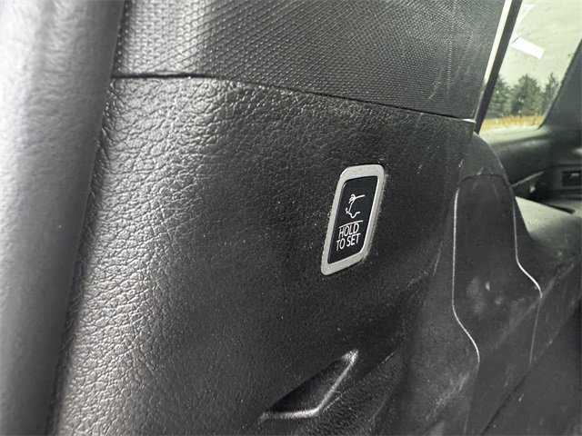 Used 2024 Jeep Wagoneer L Series II w/ Flexible Seating Group image 19