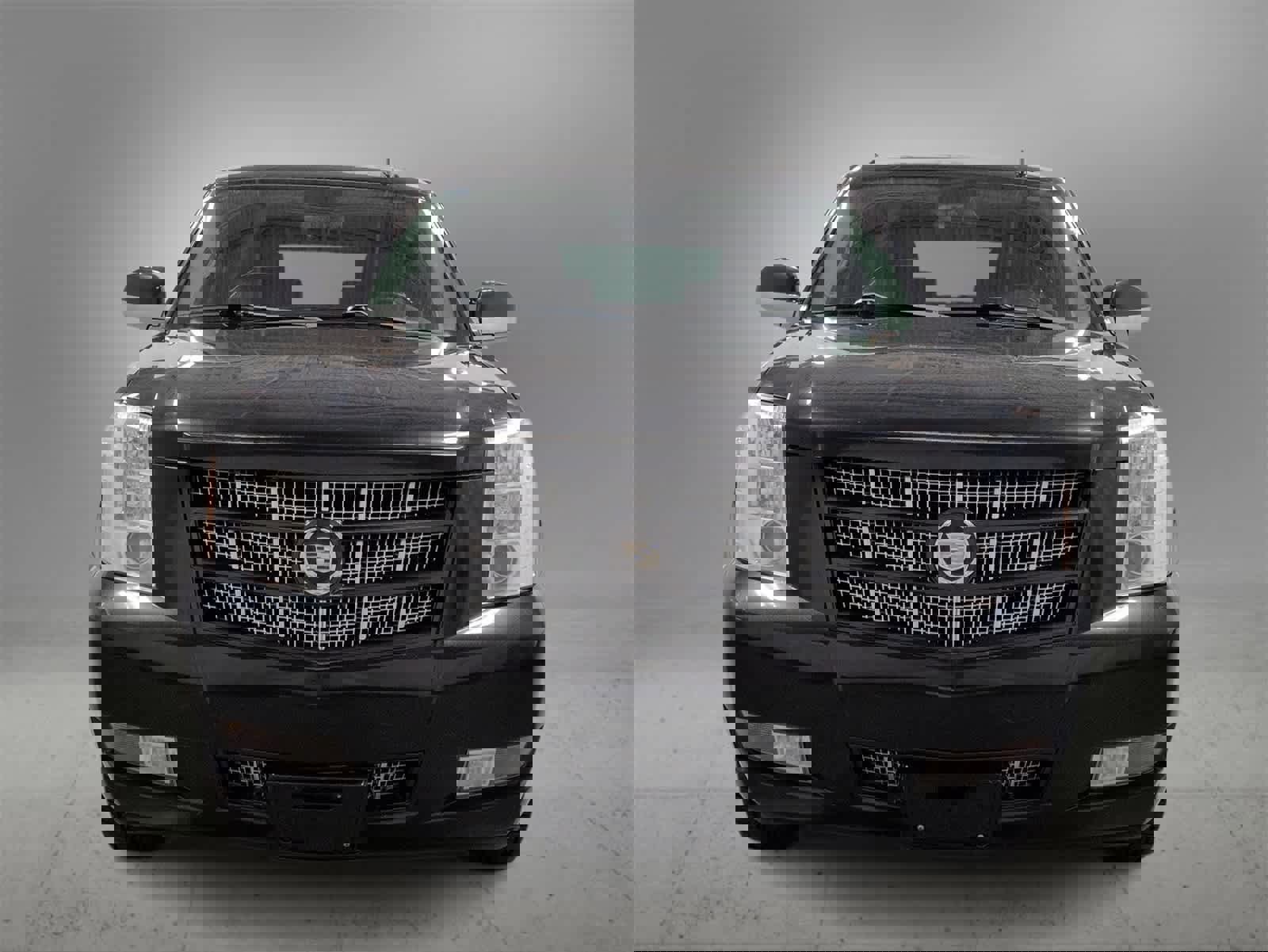 Used 2012 Cadillac Escalade Luxury image 3