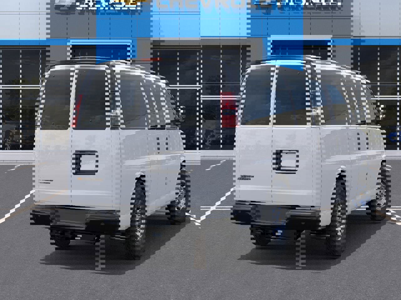 New 2025 Chevrolet Express 3500 LS image 4