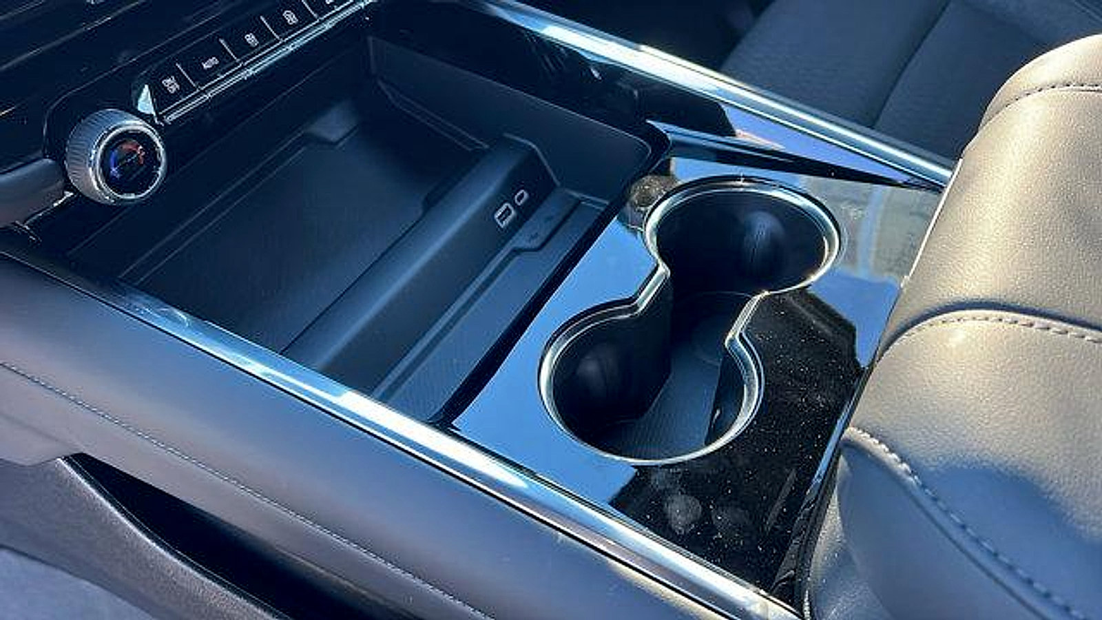 New 2026 Chevrolet Tahoe LS w/ LPO, Get Active Package image 21