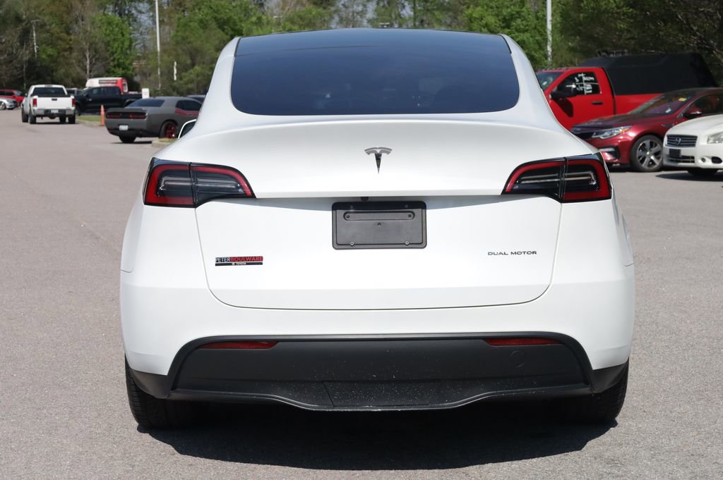 Used 2023 Tesla Model Y Long Range AWD/4WD image 5