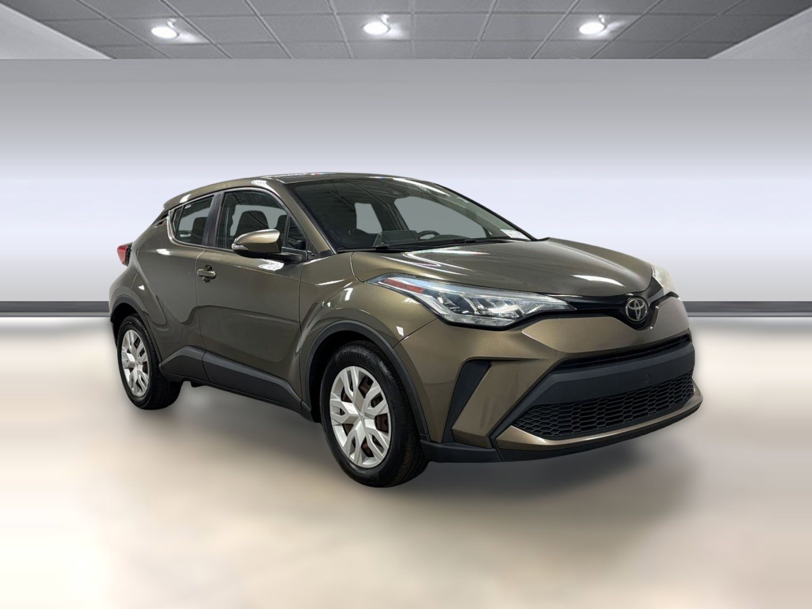 Used 2021 Toyota C-HR LE image 6