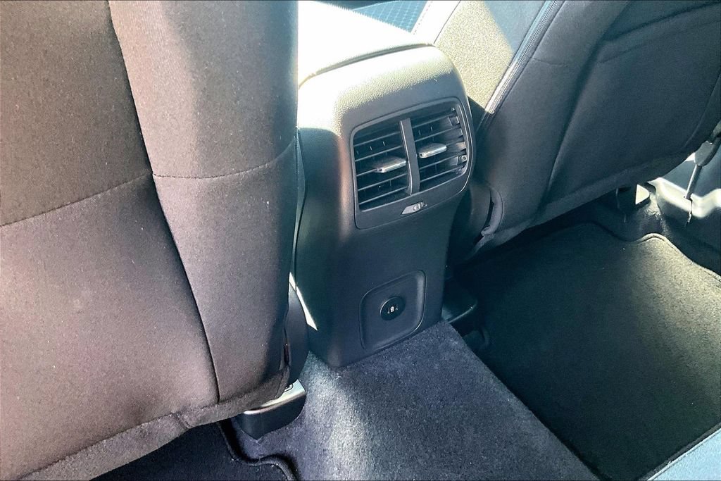 Used 2023 Ford Escape Active w/ Tech Pack #2 AWD/4WD image 32