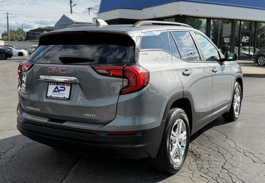 Used 2021 GMC Terrain SLE w/ Driver Convenience Package AWD/4WD image 6