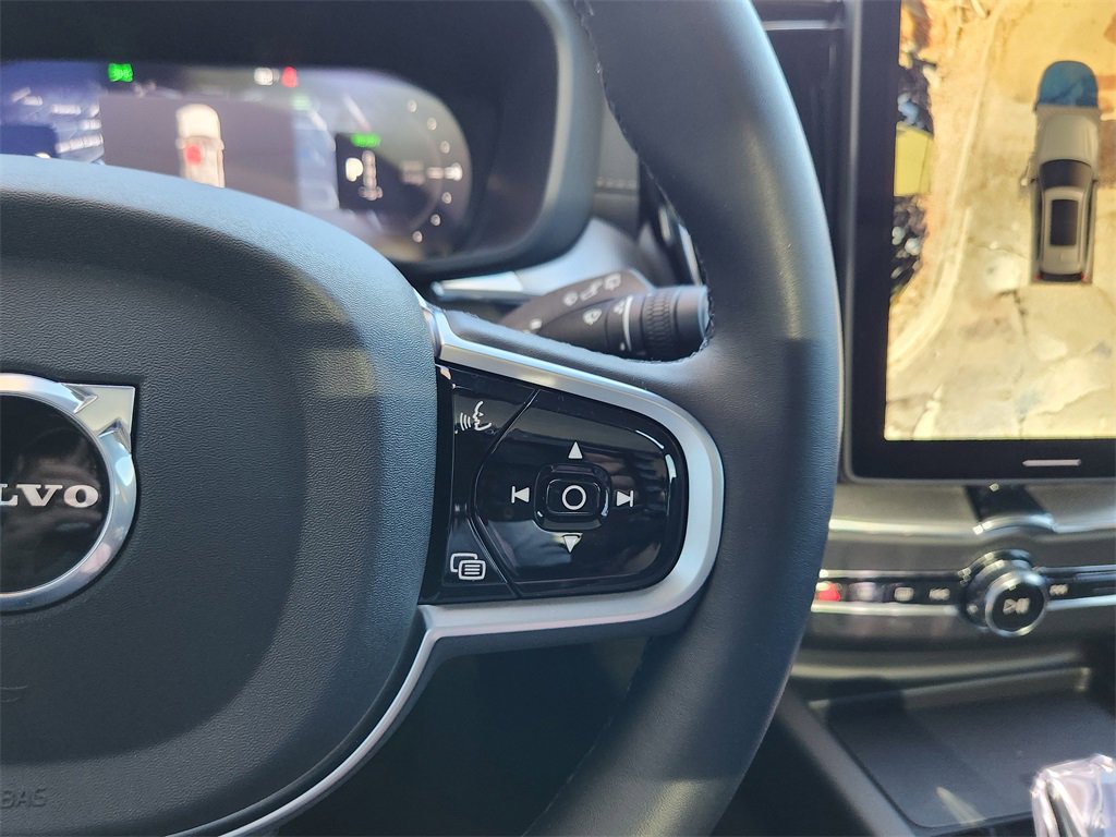 Used 2026 Volvo XC60 T8 Polestar w/ Protection Package Premier image 17