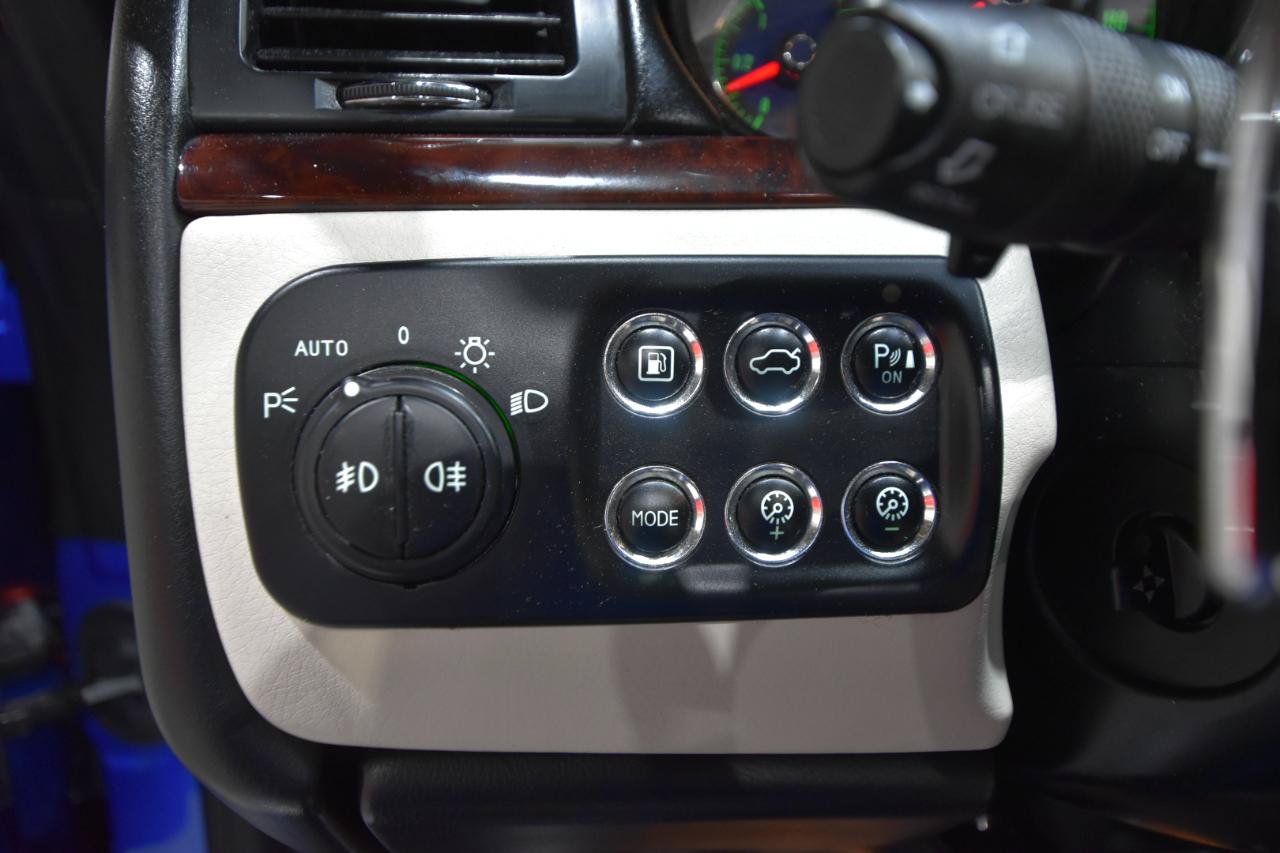 Used 2015 Maserati GranTurismo Convertible RWD image 21